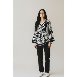 Ashley Stewart 14/16 Black White Abstract V-Neck Bell Sleeve Top